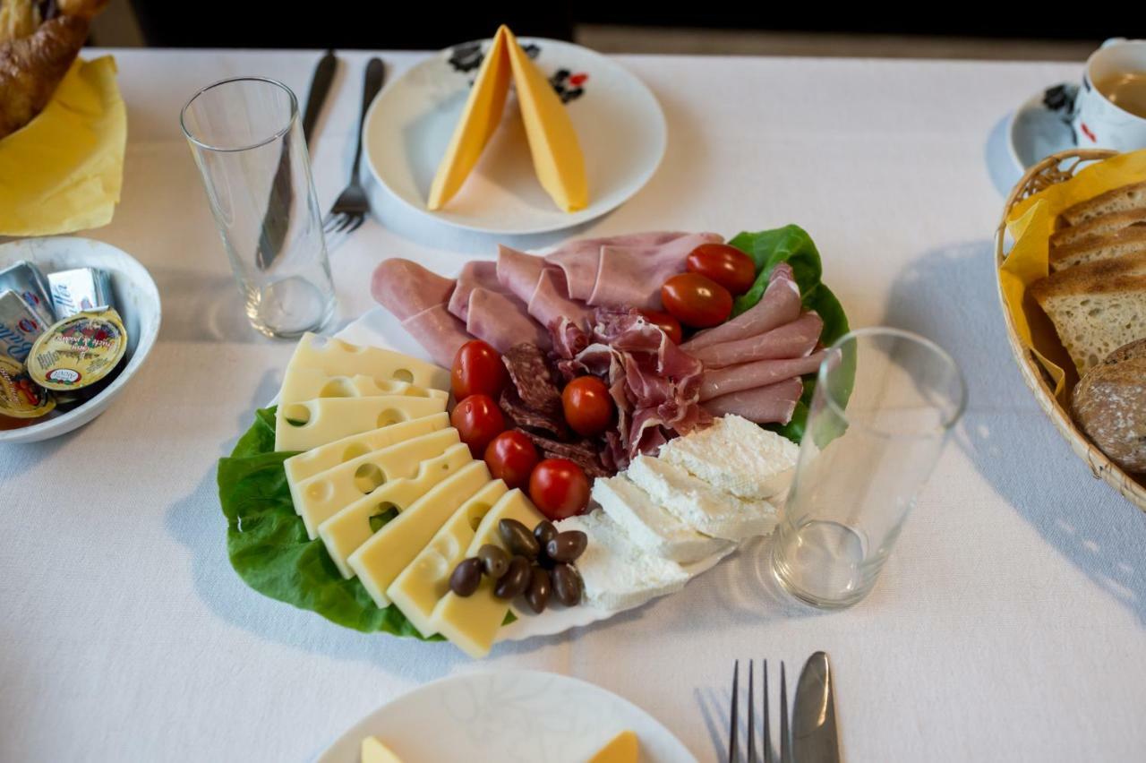 Vila Nicopole Art & Wine Brasov Ngoại thất bức ảnh